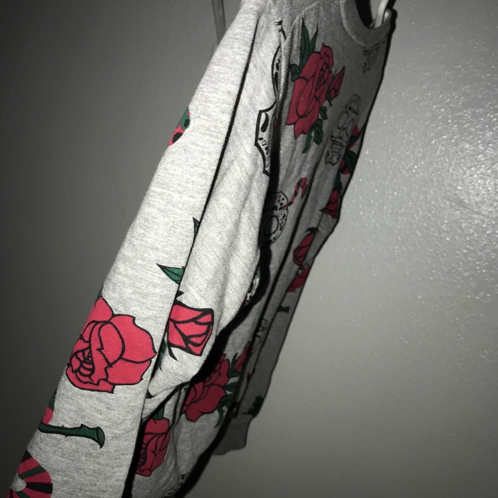 On Fire Rose/ Skull Sweatshirt - Picture 3 of 5
